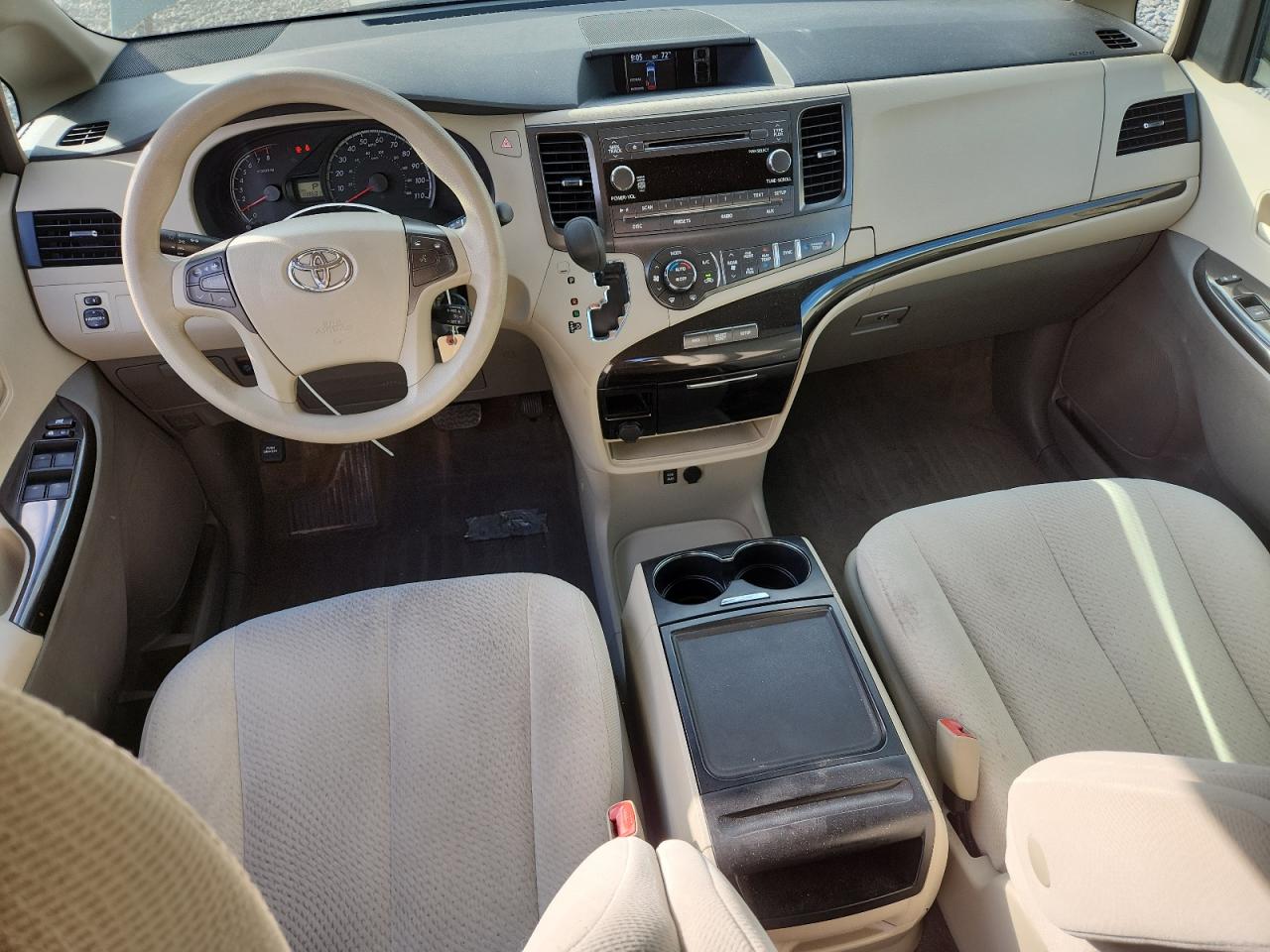 2013 Toyota Sienna Le VIN: 5TDKK3DC1DS285870 Lot: 85521145