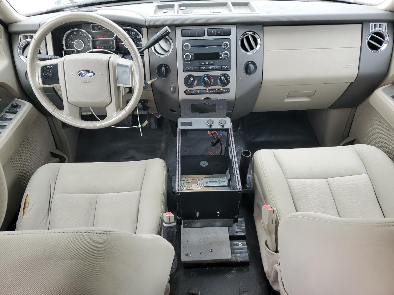 2010 Ford Expedition Xlt VIN: 1FMJU1G58AEB58019 Lot: 82628615