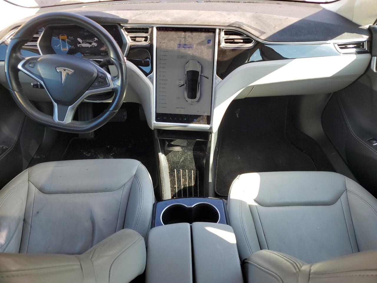 2015 Tesla Model S VIN: 5YJSA1E11FF117982 Lot: 81898665