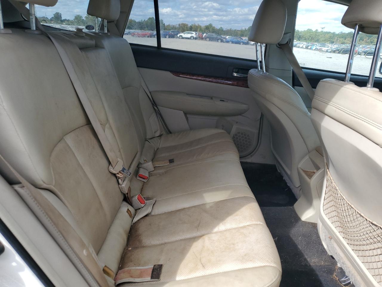 2011 Subaru Outback 3.6R Limited VIN: 4S4BRDKC1B2348390 Lot: 82376505