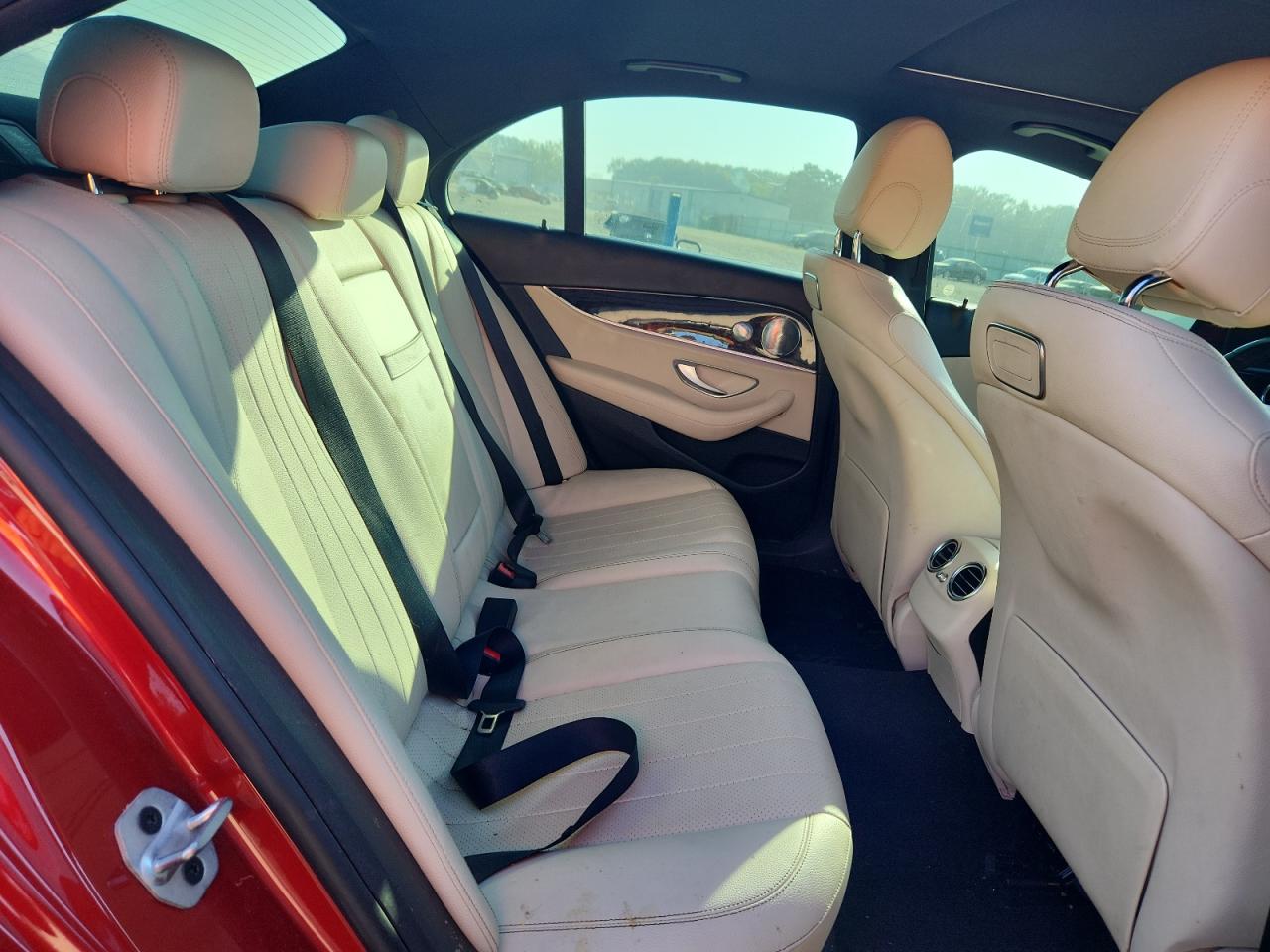 2019 Mercedes-Benz E 300 VIN: WDDZF4JB1KA490433 Lot: 84273685