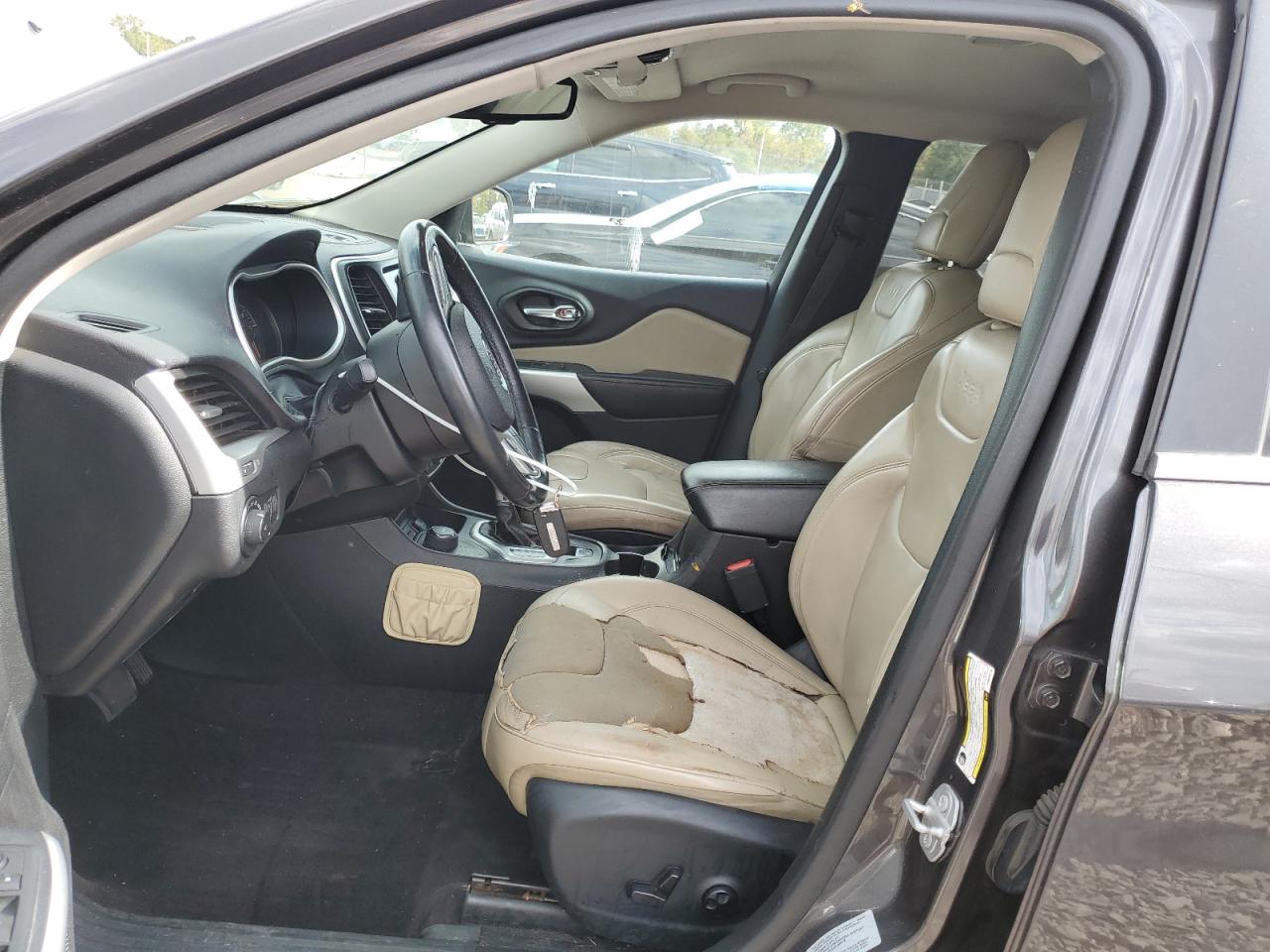 2017 Jeep Cherokee Limited VIN: 1C4PJMDS7HW634719 Lot: 81947945