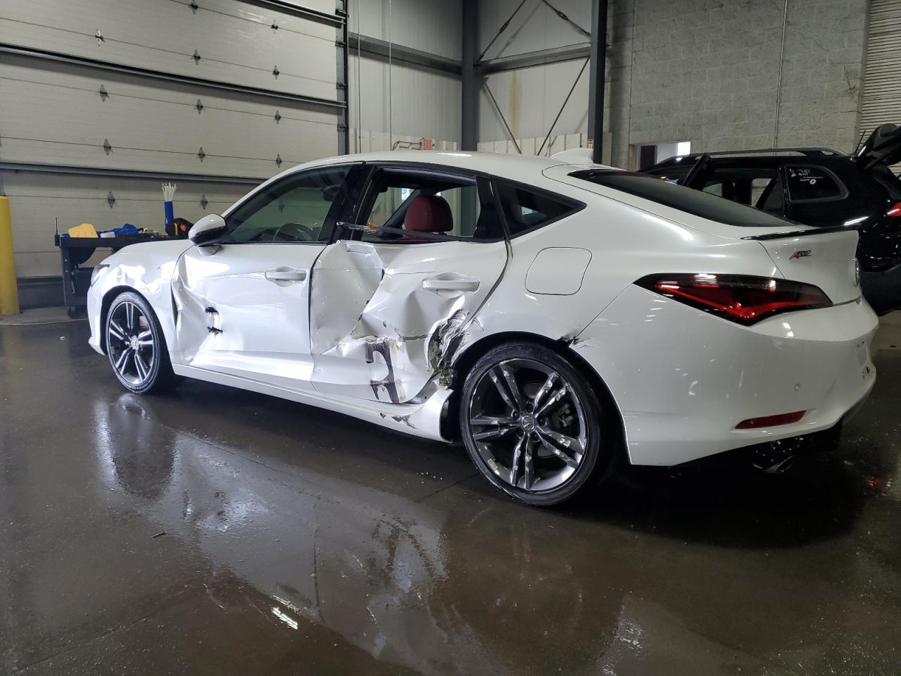 Фото: 19UDE4H62RA009763