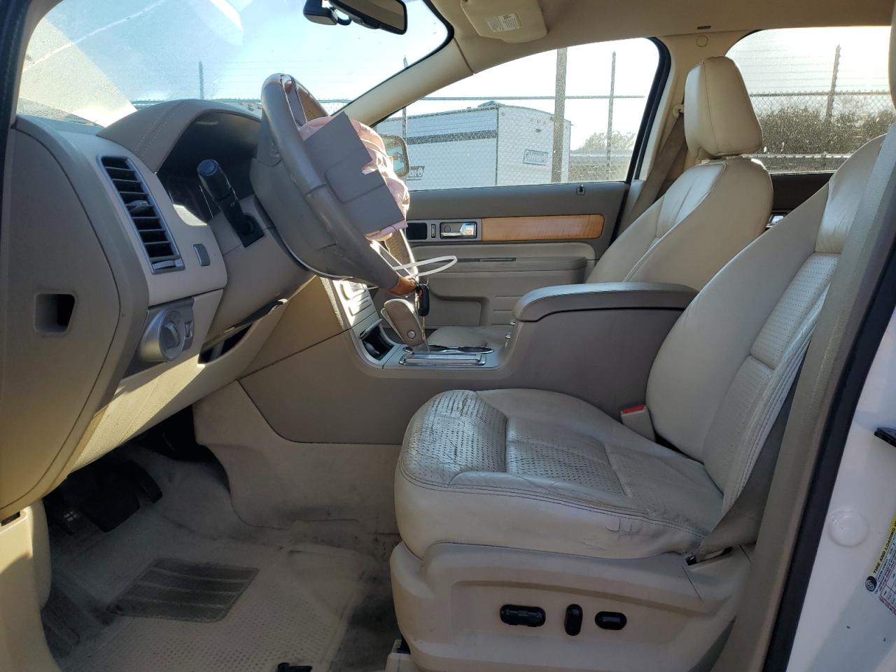 2007 Lincoln Mkx VIN: 2LMDU68C47BJ15197 Lot: 85653525