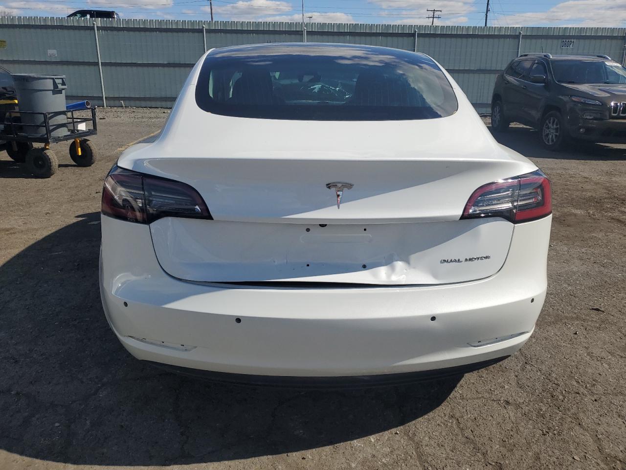 2018 Tesla Model 3 VIN: 5YJ3E1EB4JF094837 Lot: 86305275