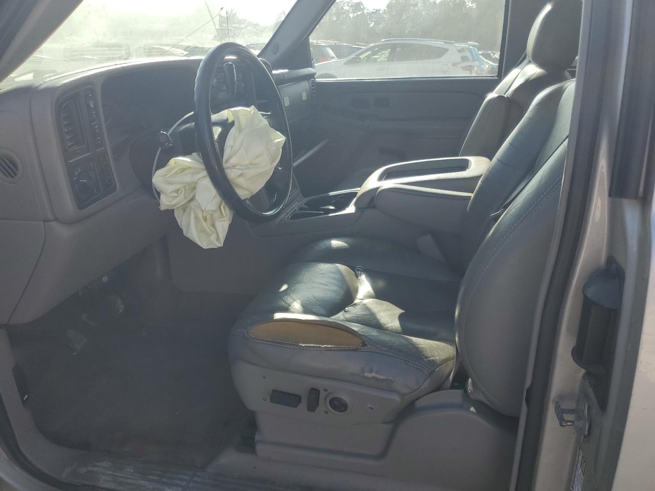 2005 Chevrolet Silverado K1500 VIN: 1GCEK19Z15Z223108 Lot: 81910025