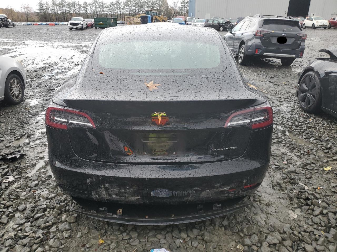 2018 Tesla Model 3 VIN: 5YJ3E1EB2JF128841 Lot: 90827385