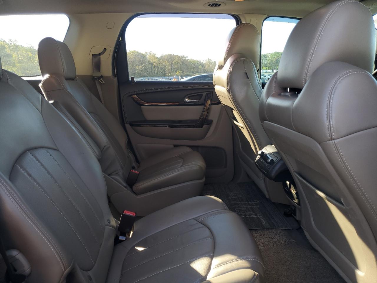 2014 GMC Acadia Denali VIN: 1GKKVTKD2EJ163668 Lot: 85903745