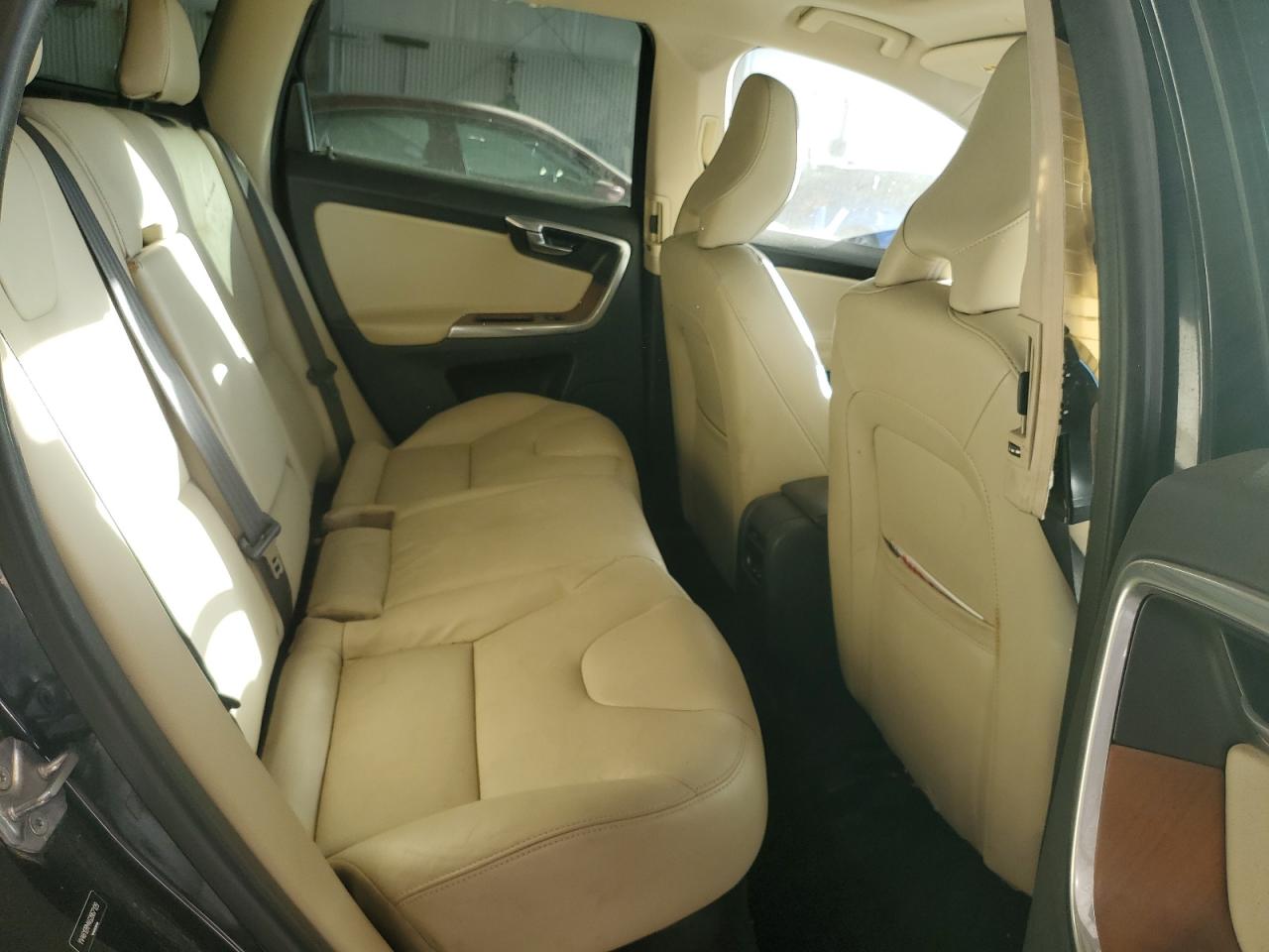 2016 Volvo Xc60 T5 Platinum VIN: YV4612RM4G2867129 Lot: 89442325