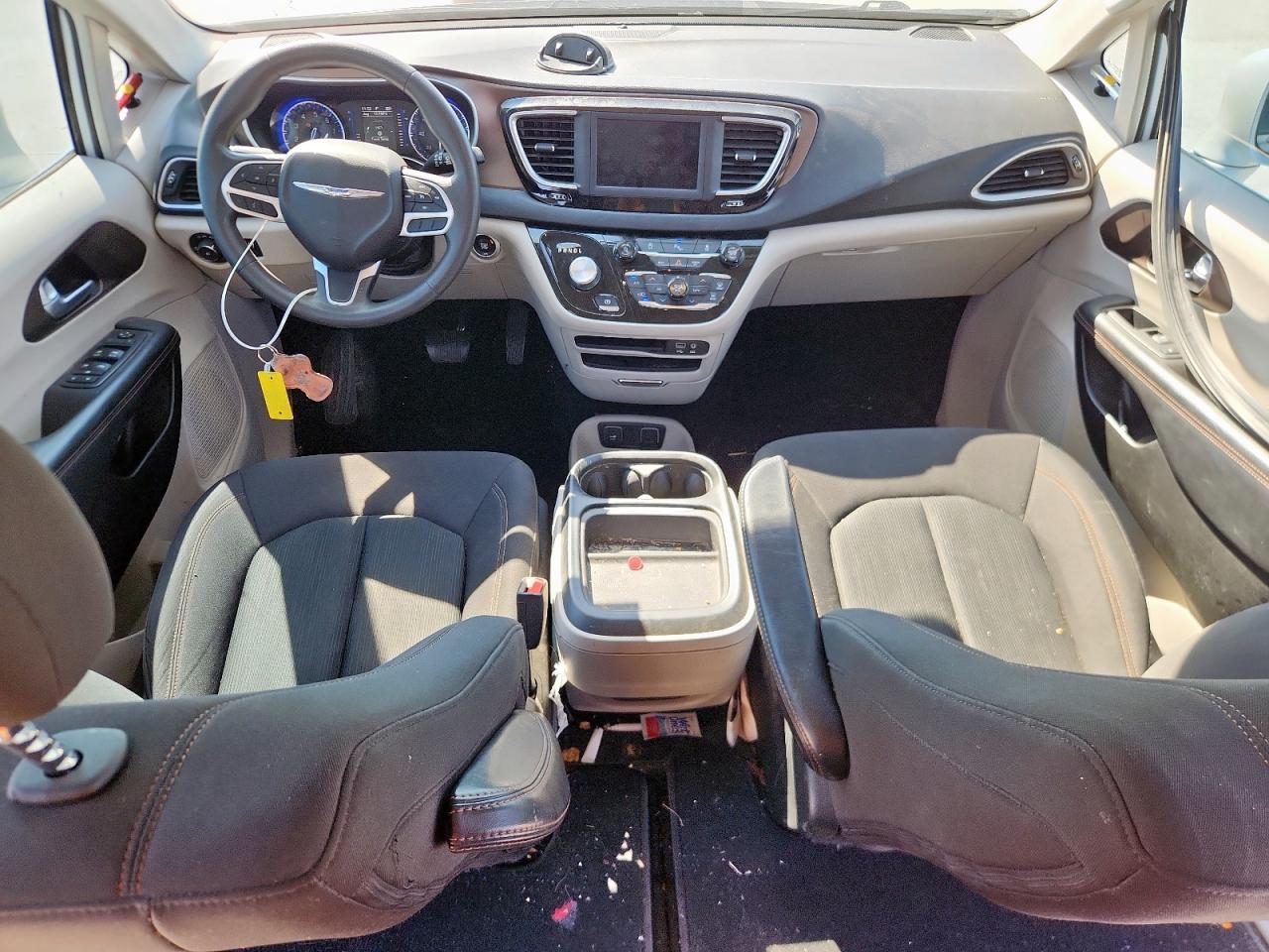 2018 Chrysler Pacifica Touring Plus VIN: 2C4RC1FG5JR227233 Lot: 85685975