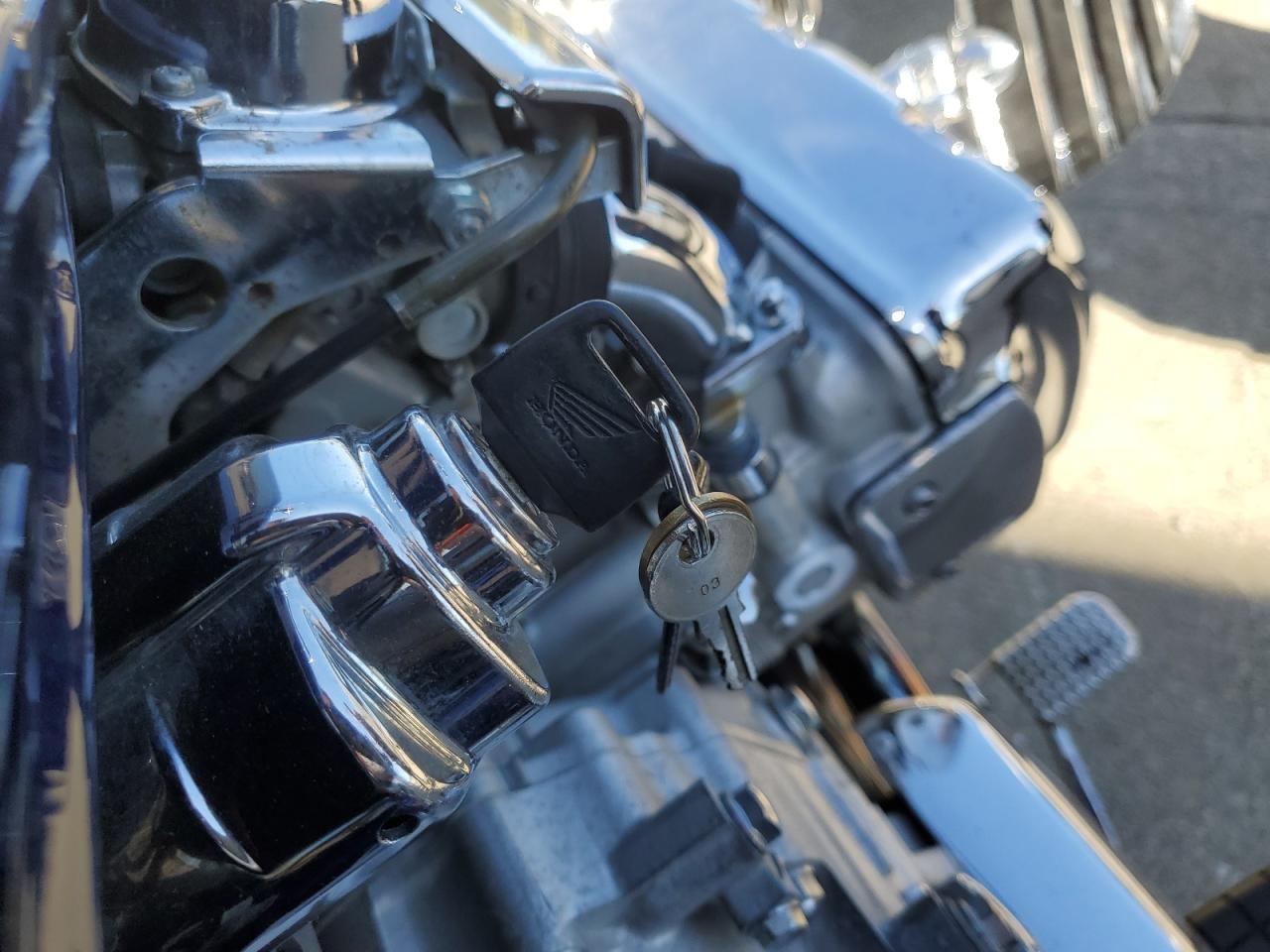 1998 Honda Gl1500 C/2 VIN: 1HFSC3400WA104413 Lot: 84458315