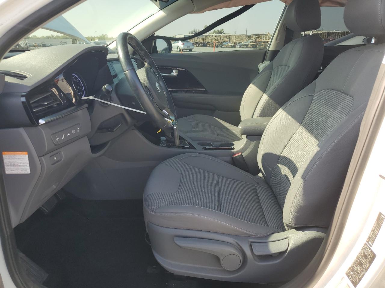 2021 Kia Niro Lx VIN: KNDCB3LC4M5463864 Lot: 87437705