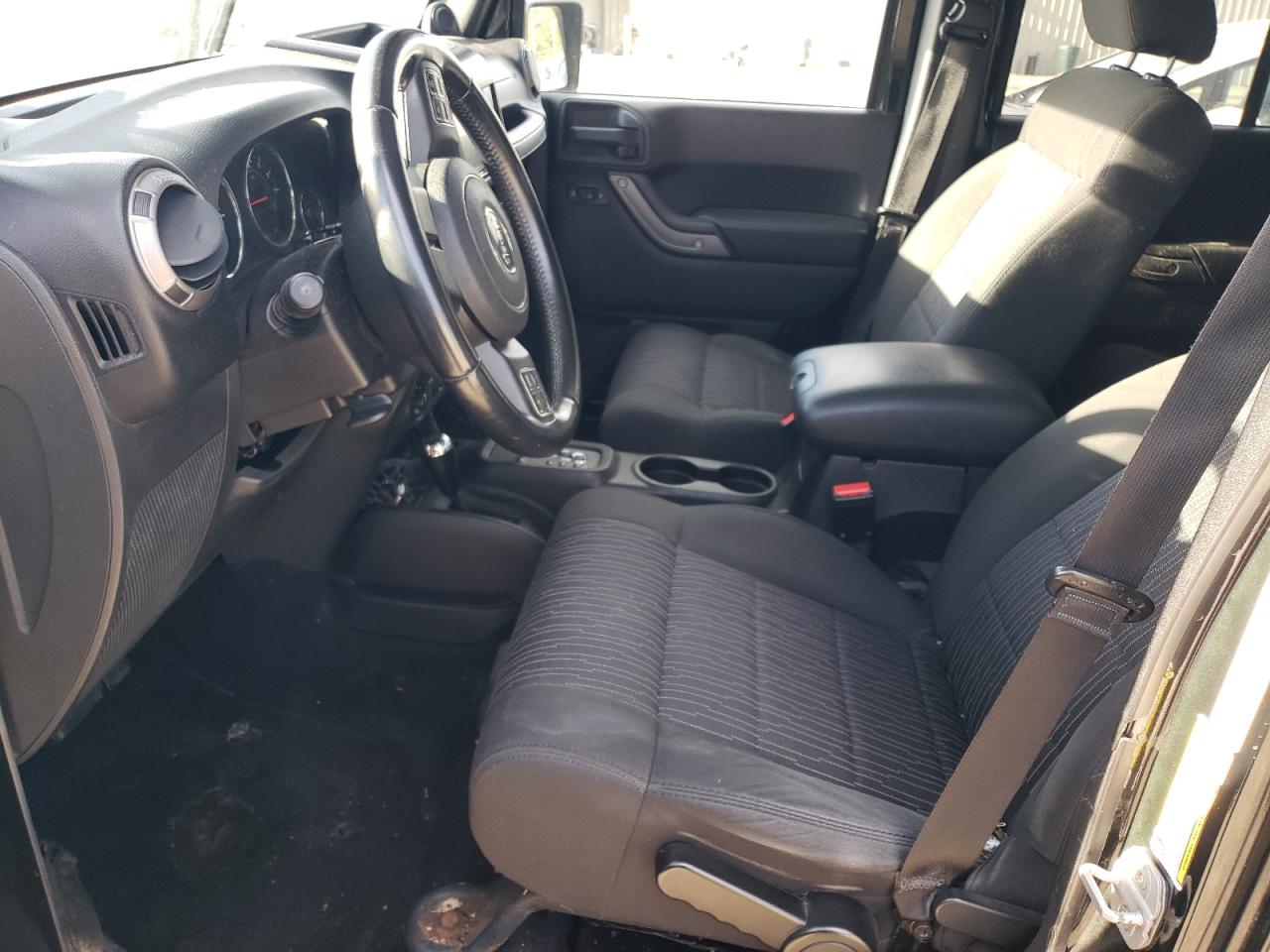 2012 Jeep Wrangler Unlimited Sport VIN: 1C4BJWDG5CL218258 Lot: 84406745