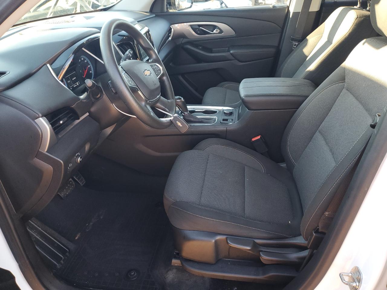 2019 Chevrolet Traverse Ls VIN: 1GNERFKW7KJ288233 Lot: 91010245