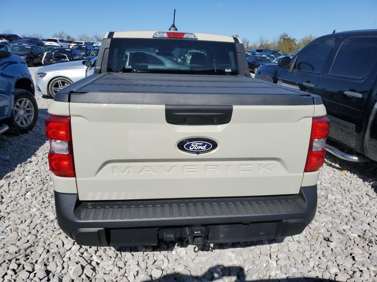 2025 Ford Maverick Xl VIN: 3FTTW8BA0SRA82668 Lot: 87023285