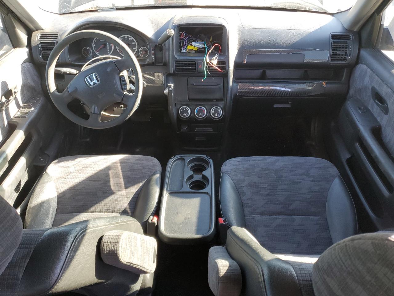 2003 Honda Cr-V Lx VIN: JHLRD68483C000887 Lot: 81702255