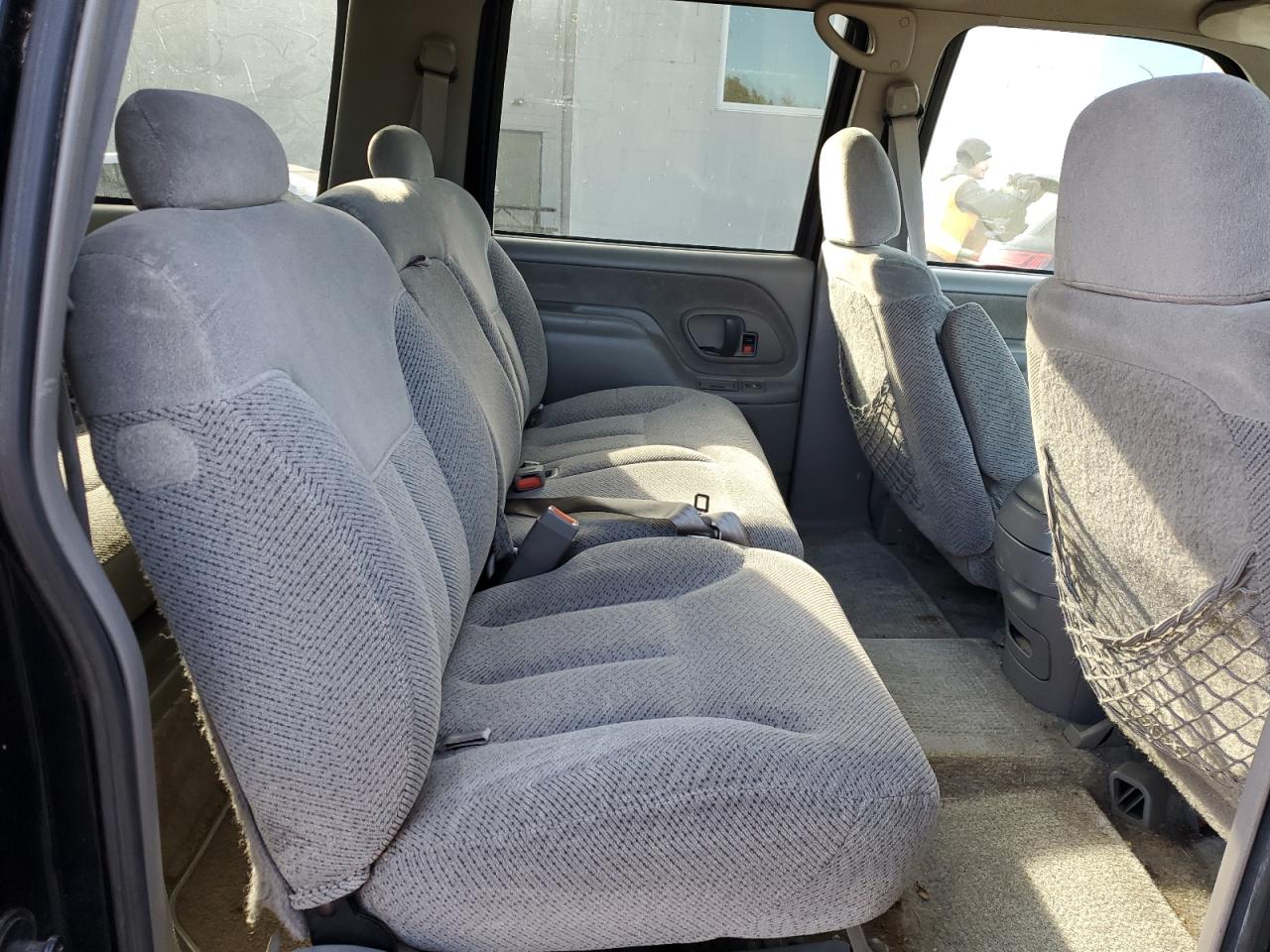 1999 Chevrolet Suburban K1500 VIN: 3GNFK16R1XG235858 Lot: 89655545