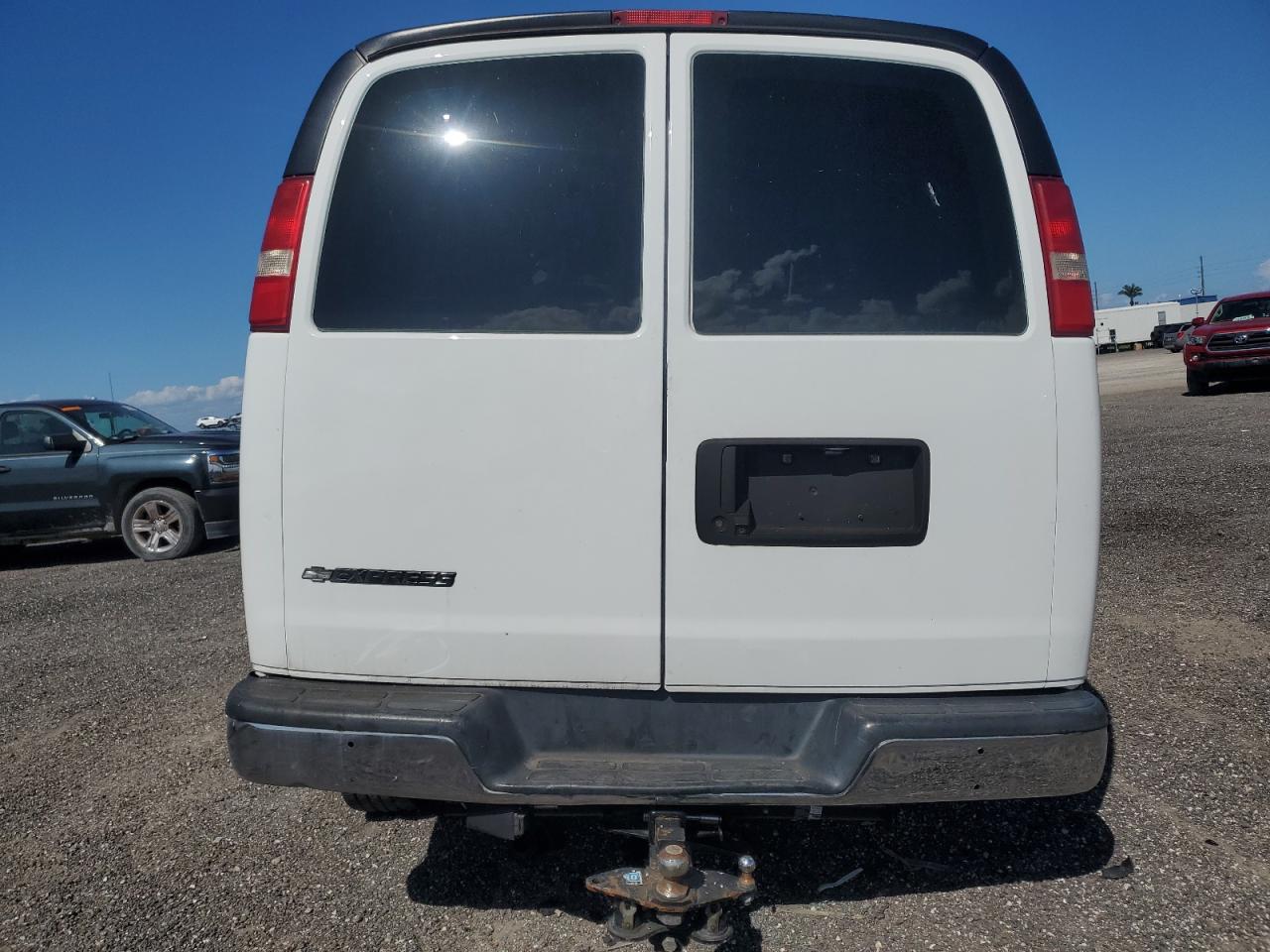 2019 Chevrolet Express G2500 VIN: 1GCWGAFG5K1251545 Lot: 82769885