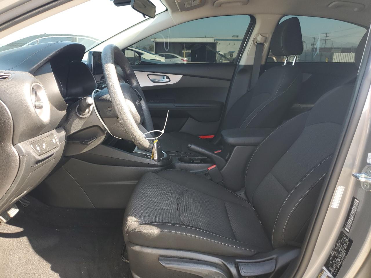 2023 Kia Forte Lx VIN: 3KPF24AD0PE515417 Lot: 90298055