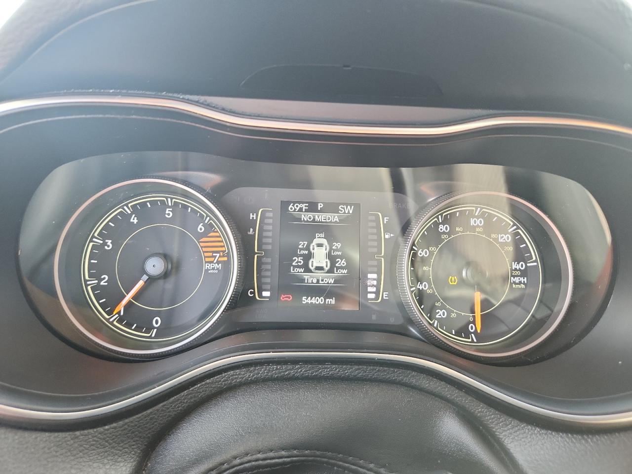 2019 Jeep Cherokee Latitude Plus VIN: 1C4PJMLB1KD485907 Lot: 86442265