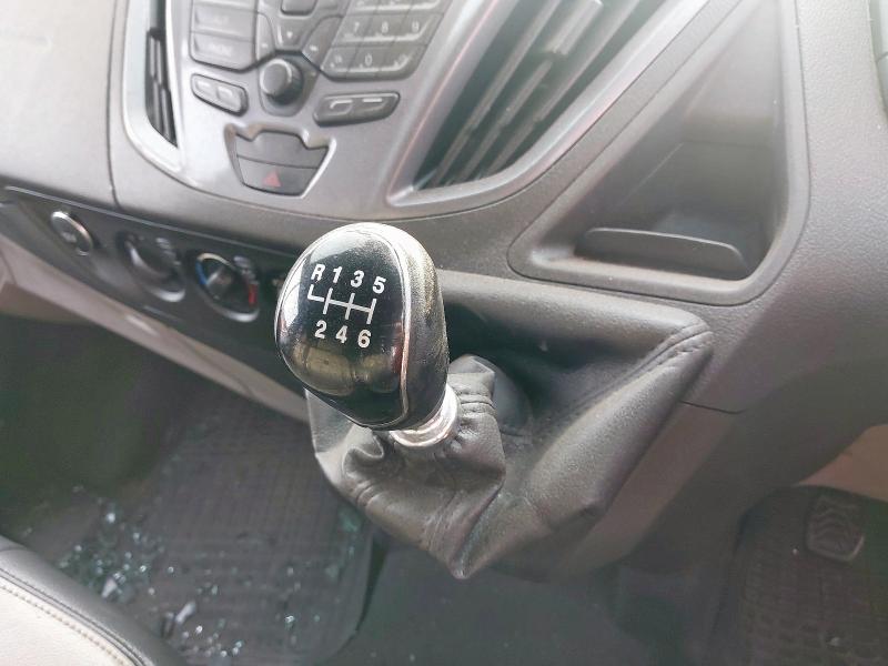 2016 FORD TOURNEO CUSTOM 2.0 TDCI 130PS LOW ROOF 8 SEATER TITANIUM