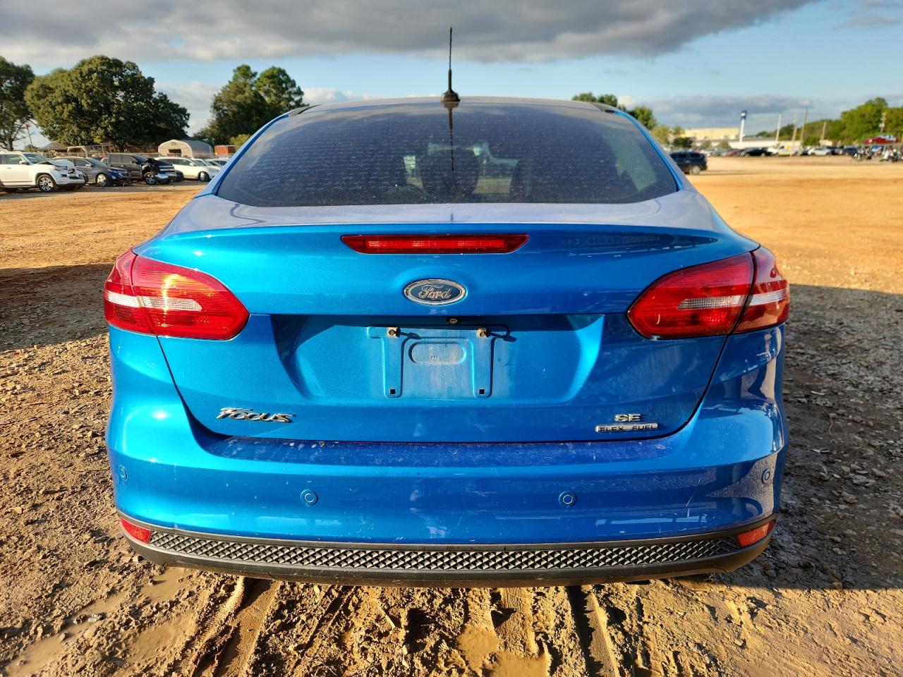 2016 Ford Focus Se VIN: 1FADP3F26GL335432 Lot: 85744845