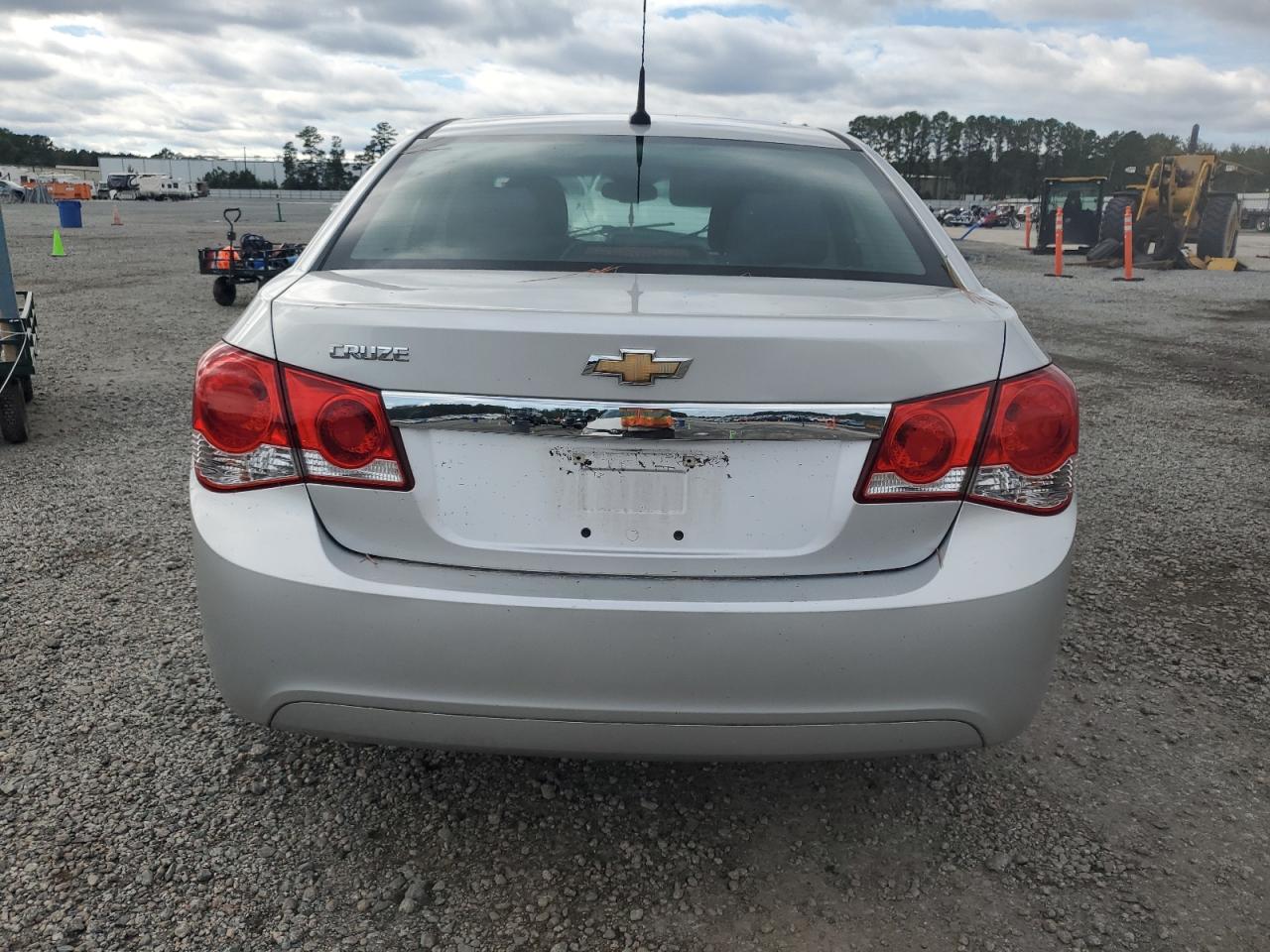 2014 Chevrolet Cruze Ls VIN: 1G1PA5SG6E7487683 Lot: 82476725