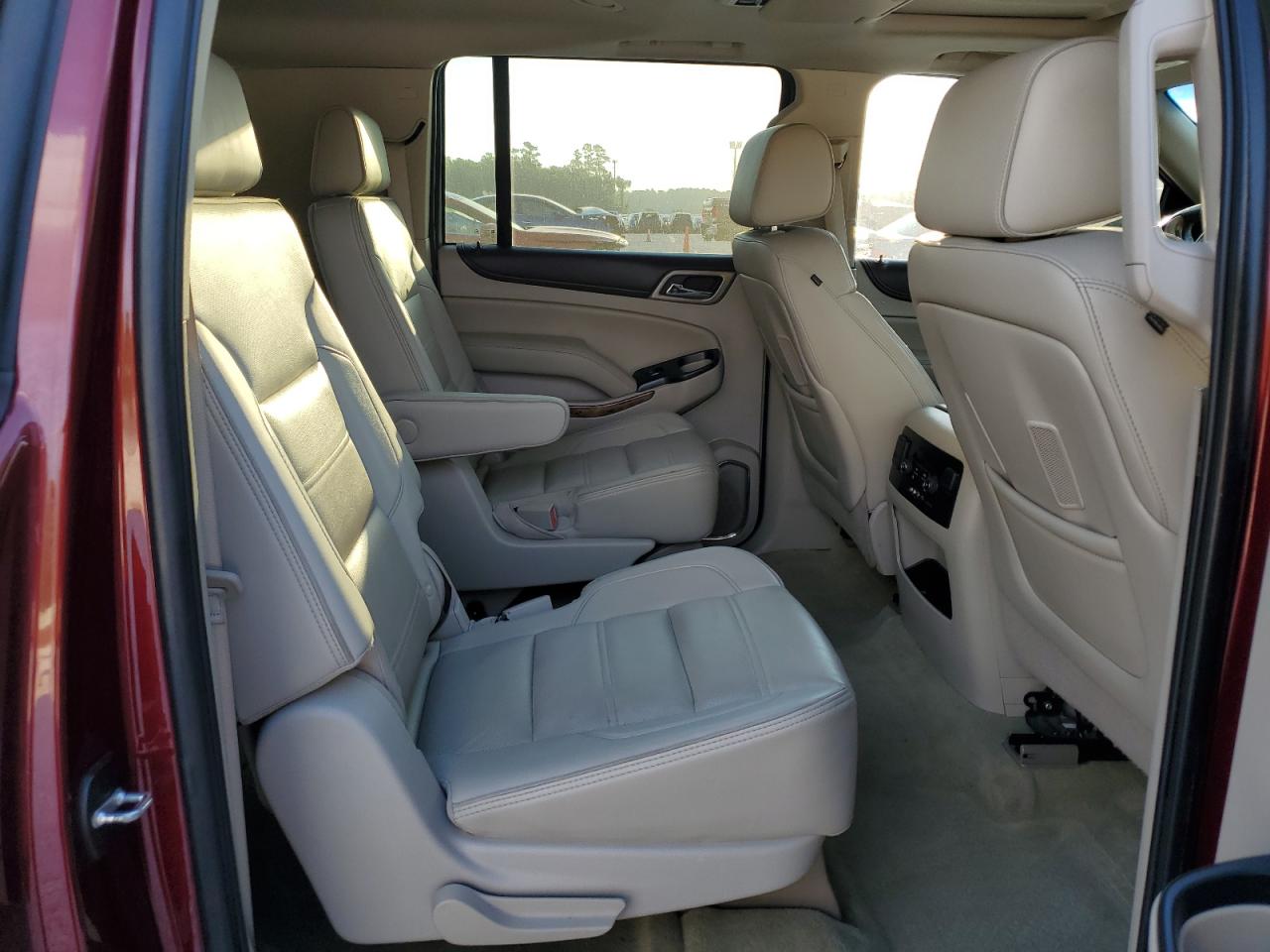 2016 GMC Yukon Xl Denali VIN: 1GKS1HKJ1GR219358 Lot: 86664495