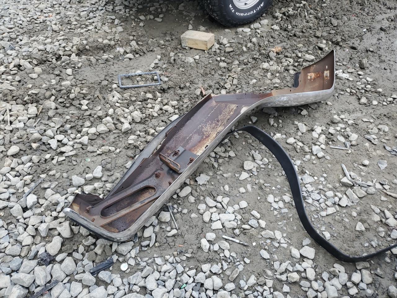 1989 Ford Bronco U100 VIN: 1FMEU15N9KLA76284 Lot: 90451625