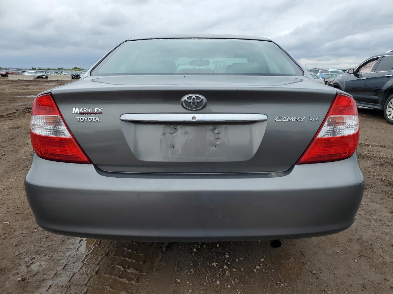 2004 Toyota Camry Le VIN: 4T1BE30K14U915110 Lot: 82269235