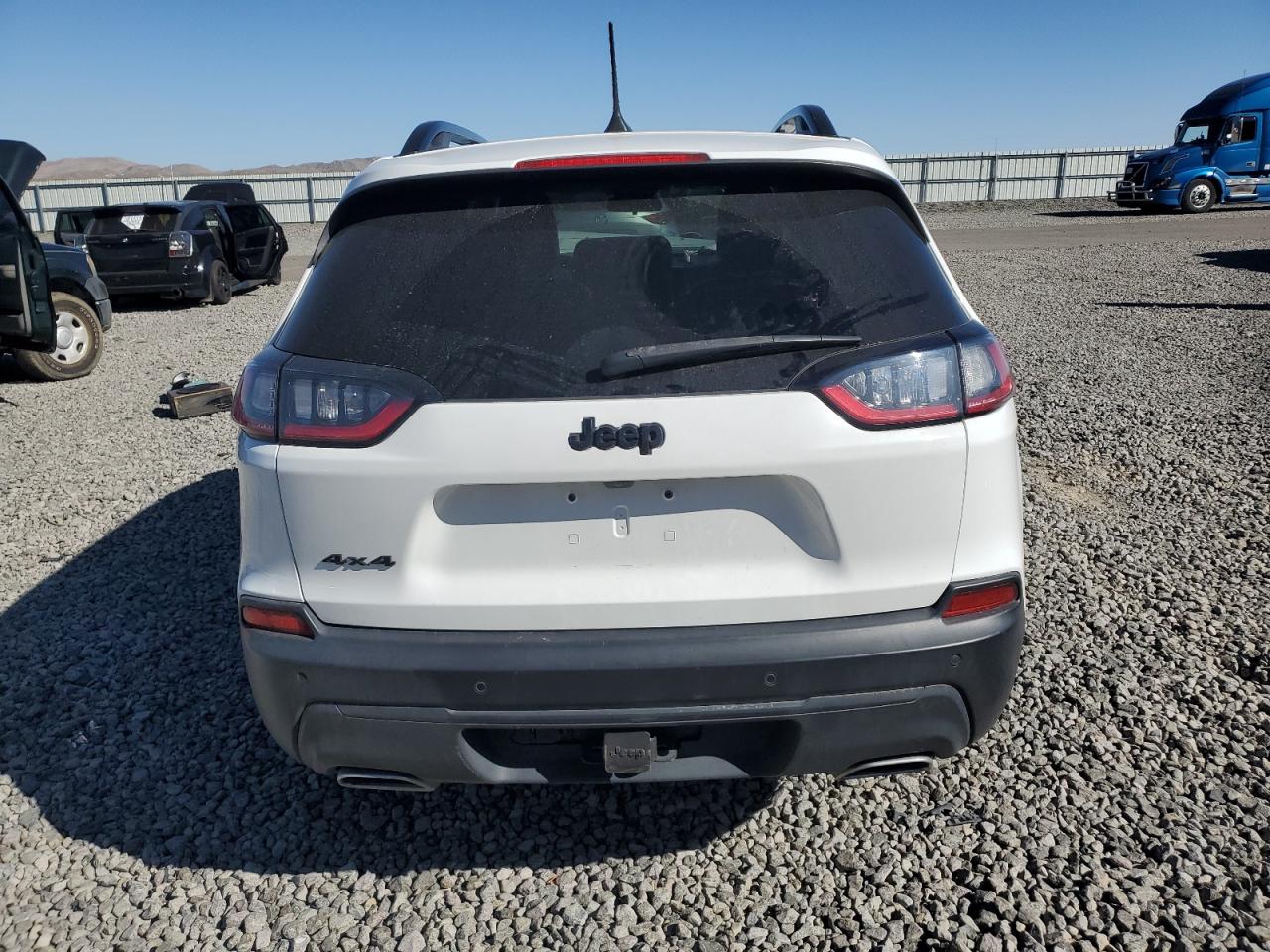 2019 Jeep Cherokee Latitude Plus VIN: 1C4PJMLX0KD484517 Lot: 82385355