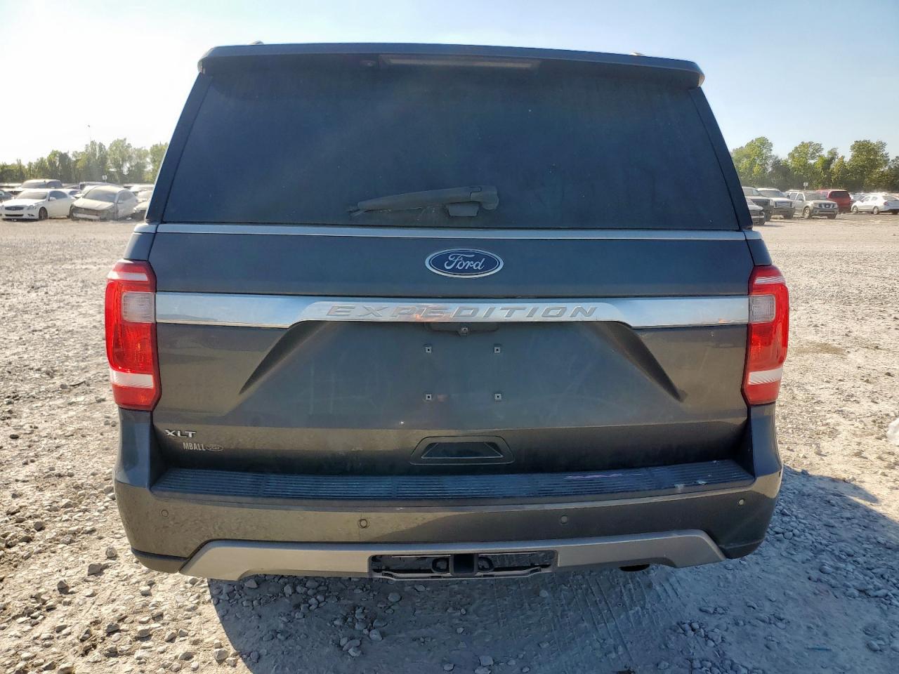 2020 Ford Expedition Xlt VIN: 1FMJU1HT2LEA55615 Lot: 82466625