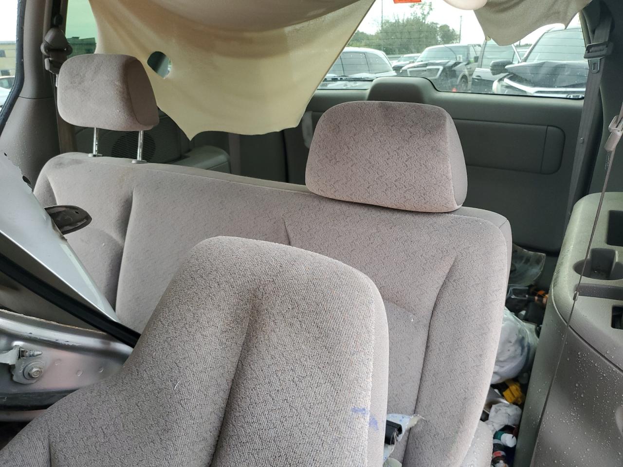 2002 Chrysler Voyager Lx VIN: 1C4GJ45372B731134 Lot: 82701695