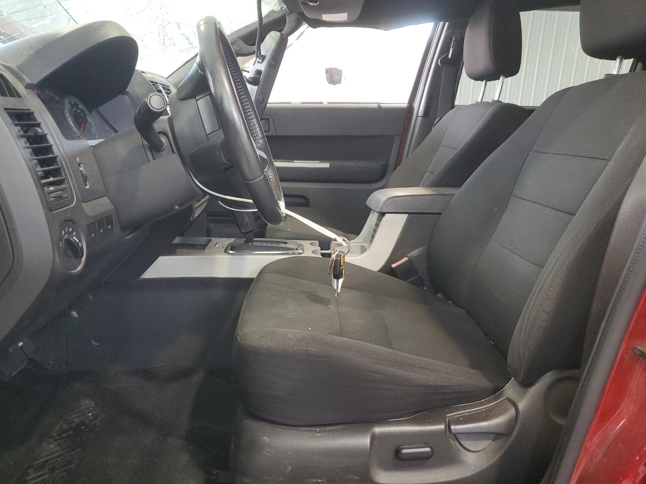 2010 Ford Escape Xlt VIN: 1FMCU0DG9AKA53550 Lot: 85820325