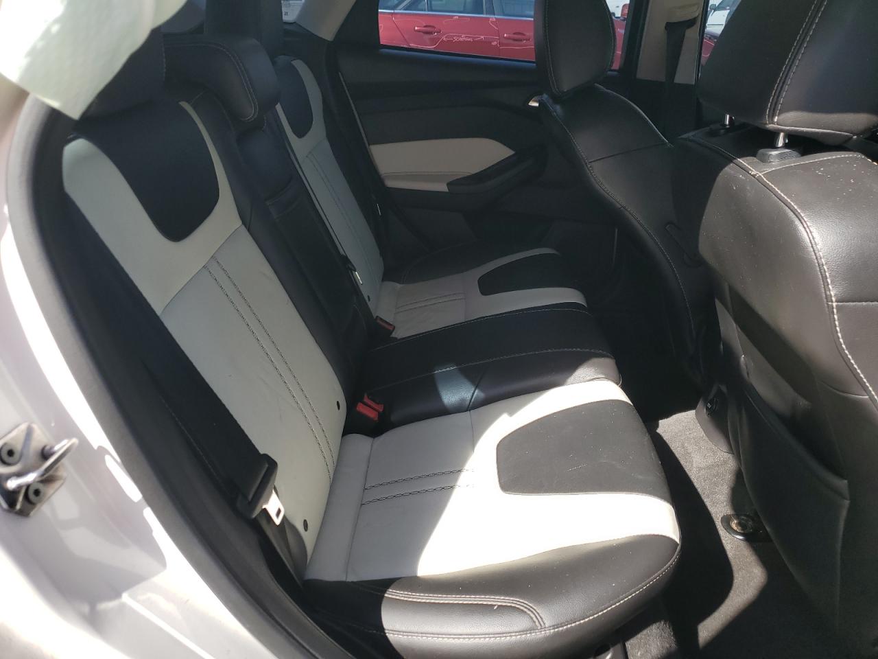 2013 Ford Focus Titanium VIN: 1FADP3N27DL181584 Lot: 82507925