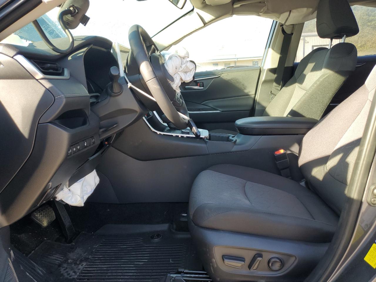 2025 Toyota Rav4 Xle VIN: JTMRWRFV0SD304406 Lot: 85089115