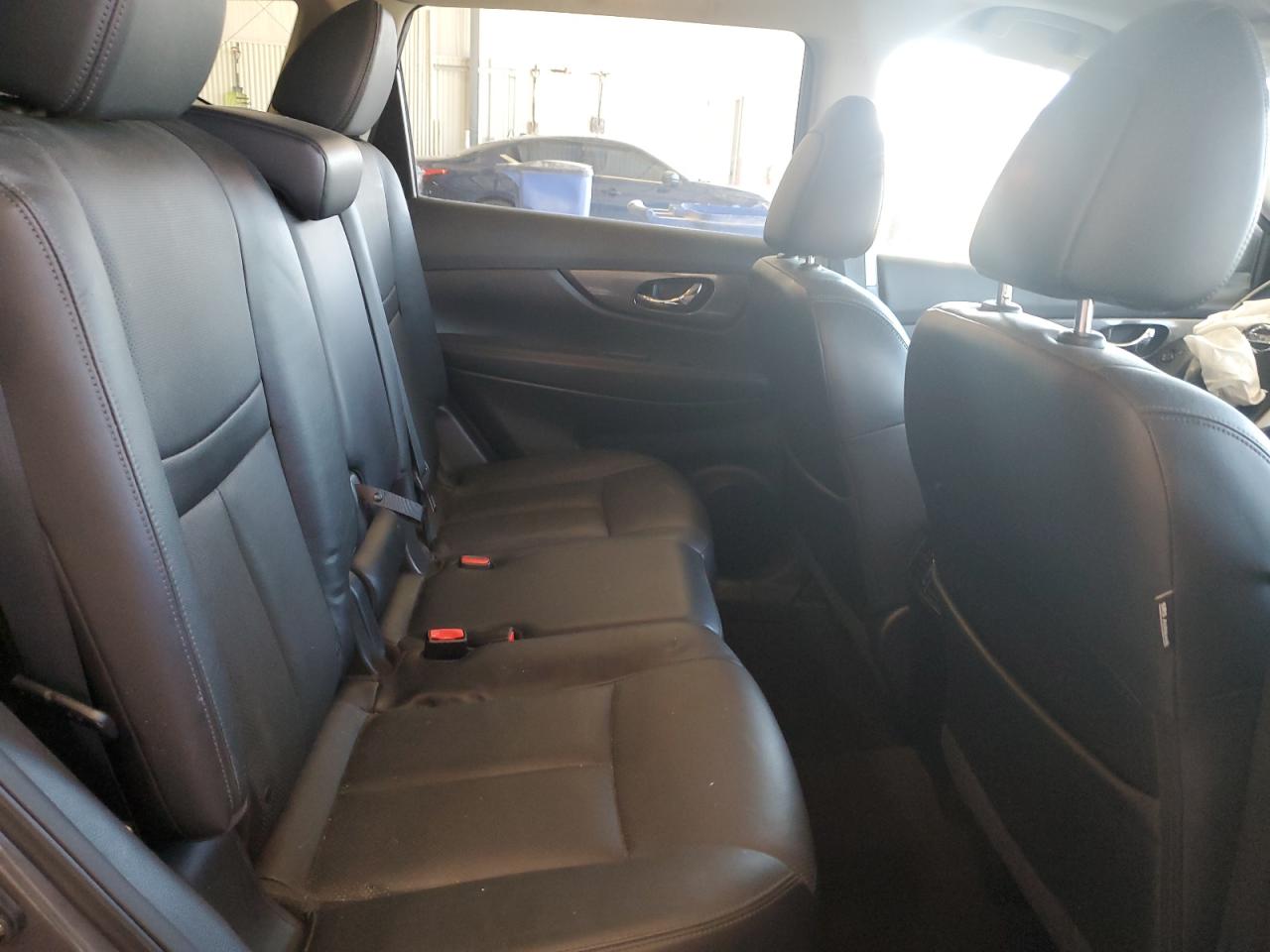 2015 Nissan Rogue S VIN: 5N1AT2MV3FC815857 Lot: 84952965