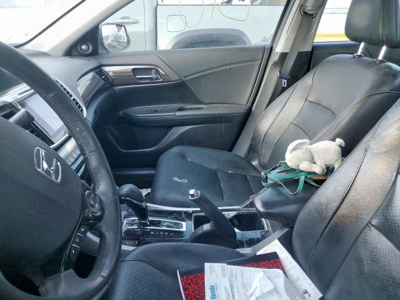 2017 Honda Accord Exl VIN: 1HGCR2F96HA234462 Lot: 85518125