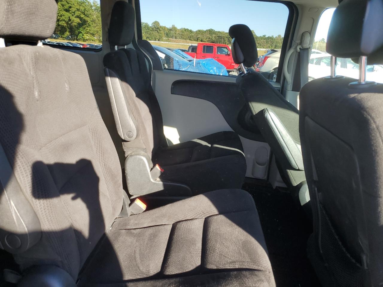 2015 Dodge Grand Caravan Sxt VIN: 2C4RDGCG0FR536152 Lot: 89818165