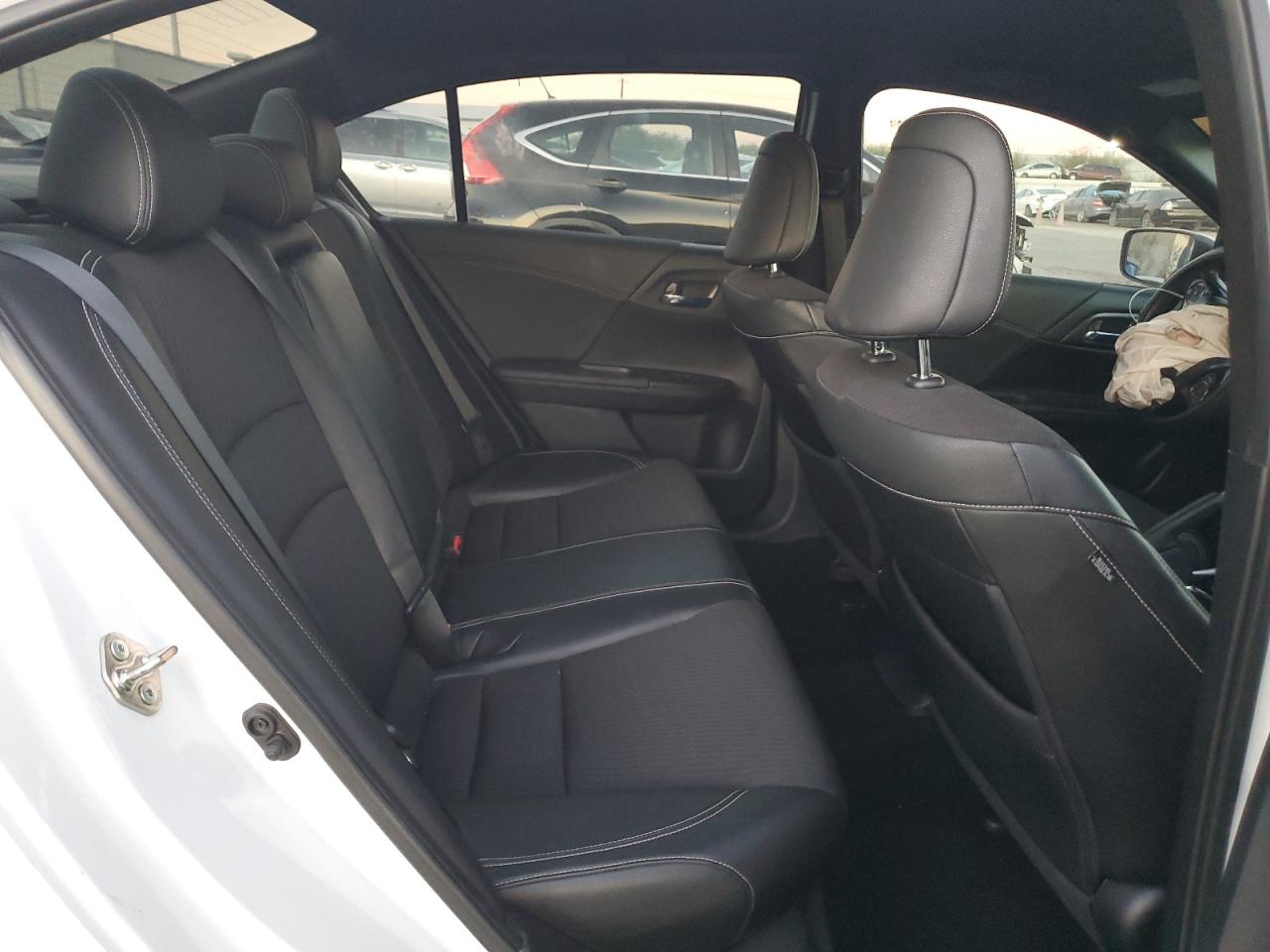 2017 Honda Accord Sport VIN: 1HGCR2F58HA028105 Lot: 86406615