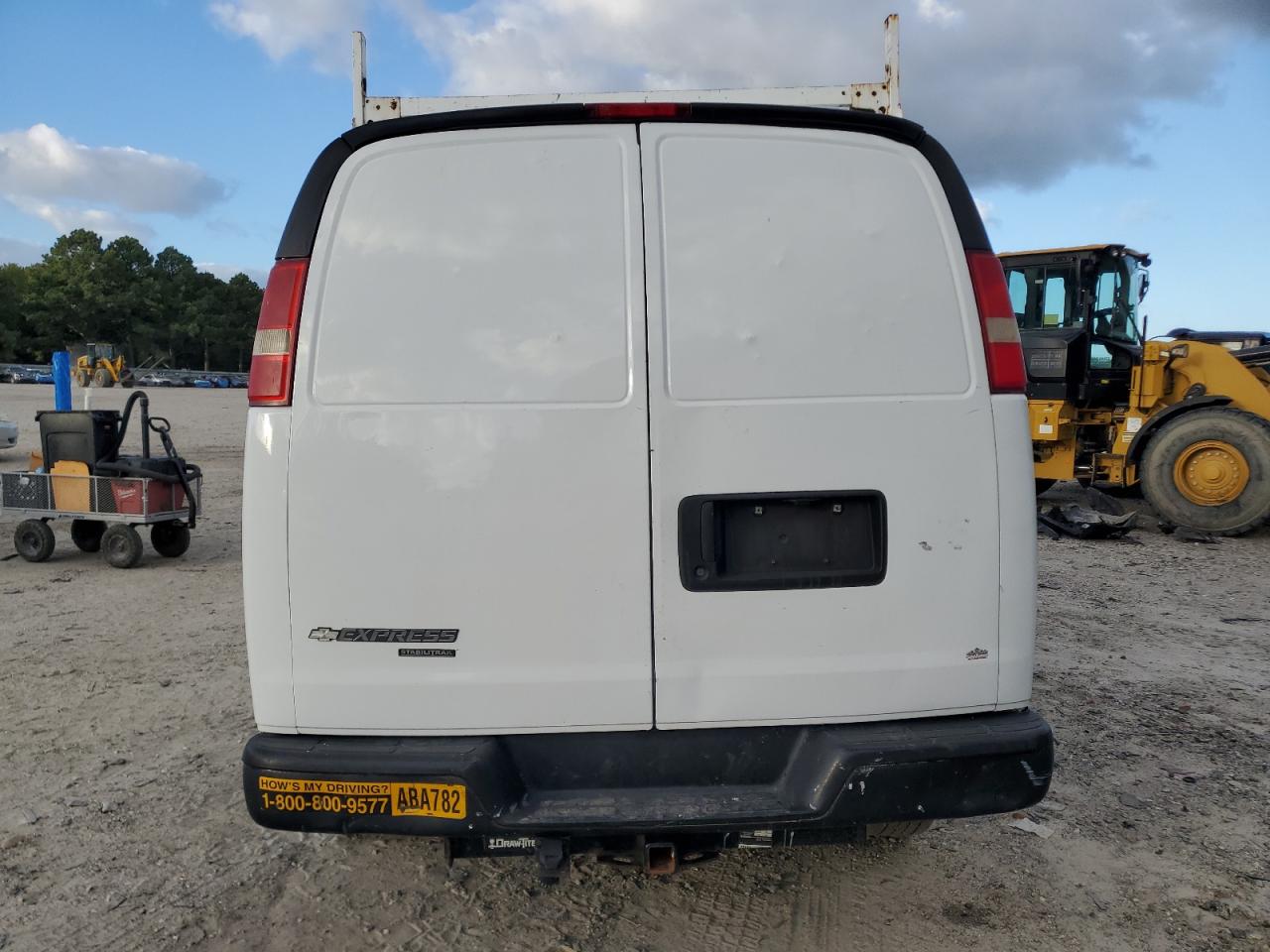 2015 Chevrolet Express G2500 VIN: 1GCWGFCF4F1120119 Lot: 84211435