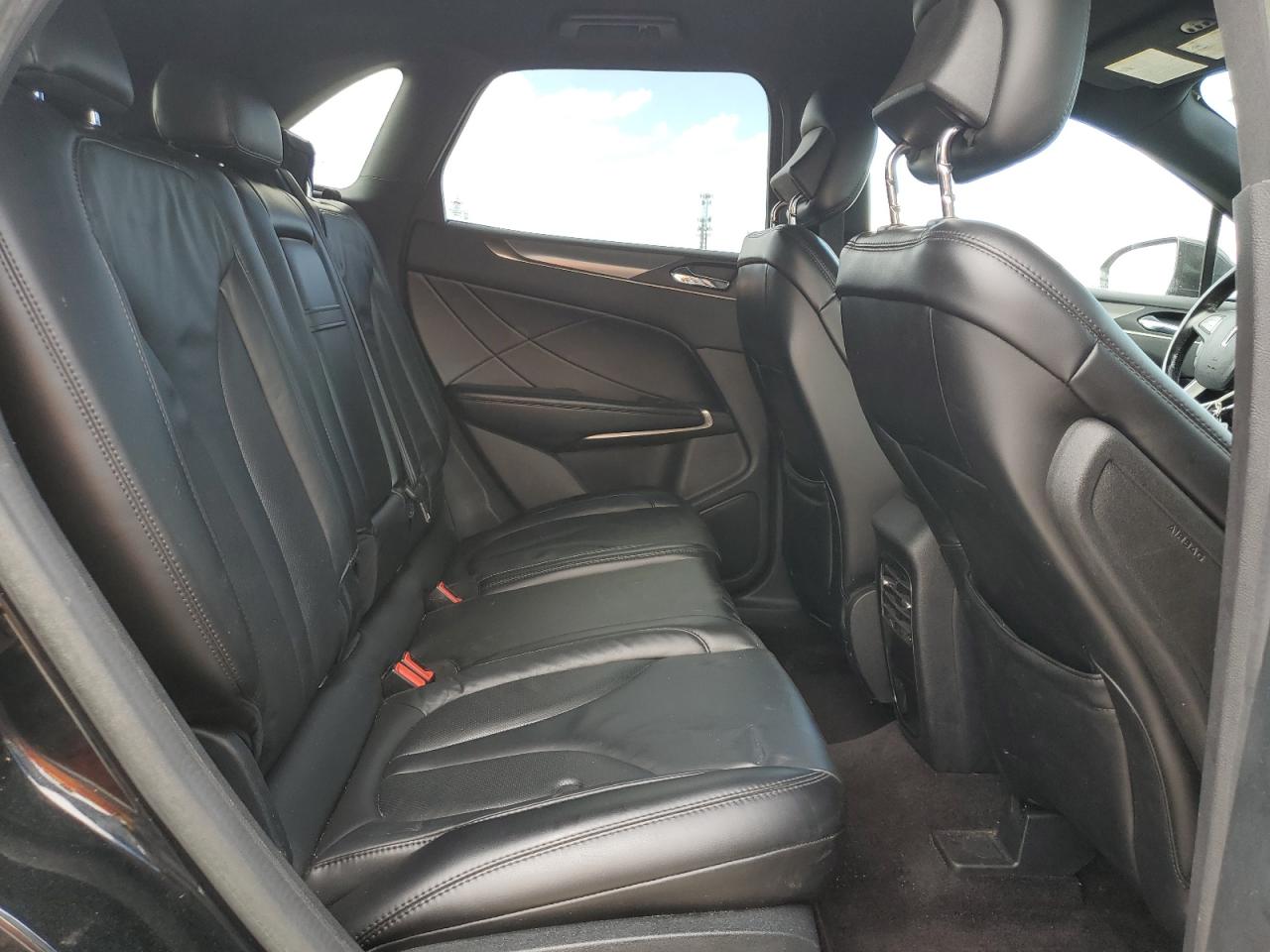 2017 Lincoln Mkc Select VIN: 5LMCJ2C95HUL03384 Lot: 90308095