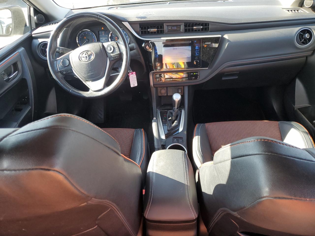 2017 Toyota Corolla L VIN: 5YFBURHE6HP692946 Lot: 86087595