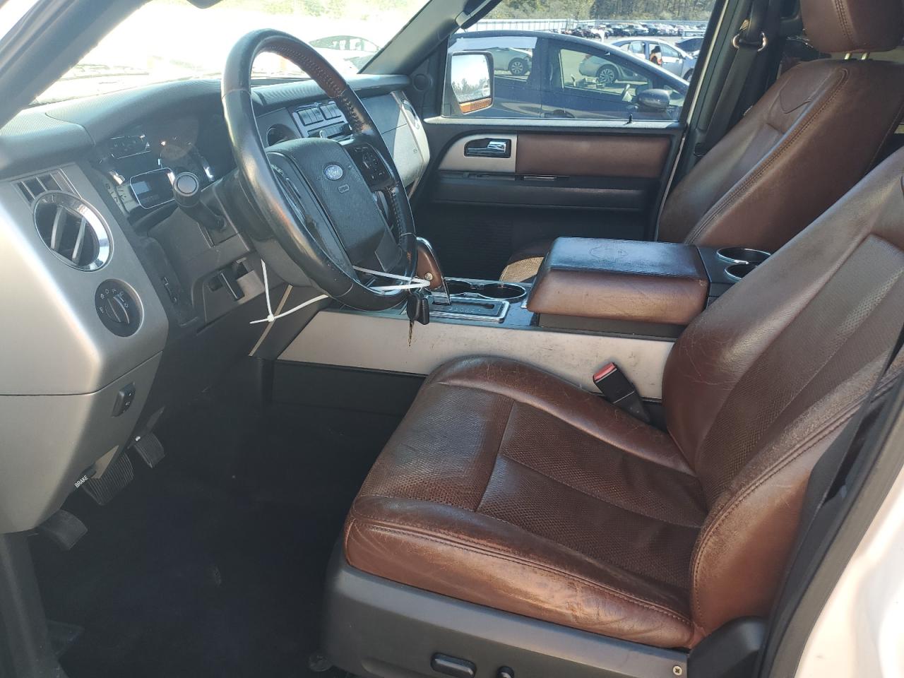 2011 Ford Expedition Xlt VIN: 1FMJU1J51BEF06544 Lot: 85472625