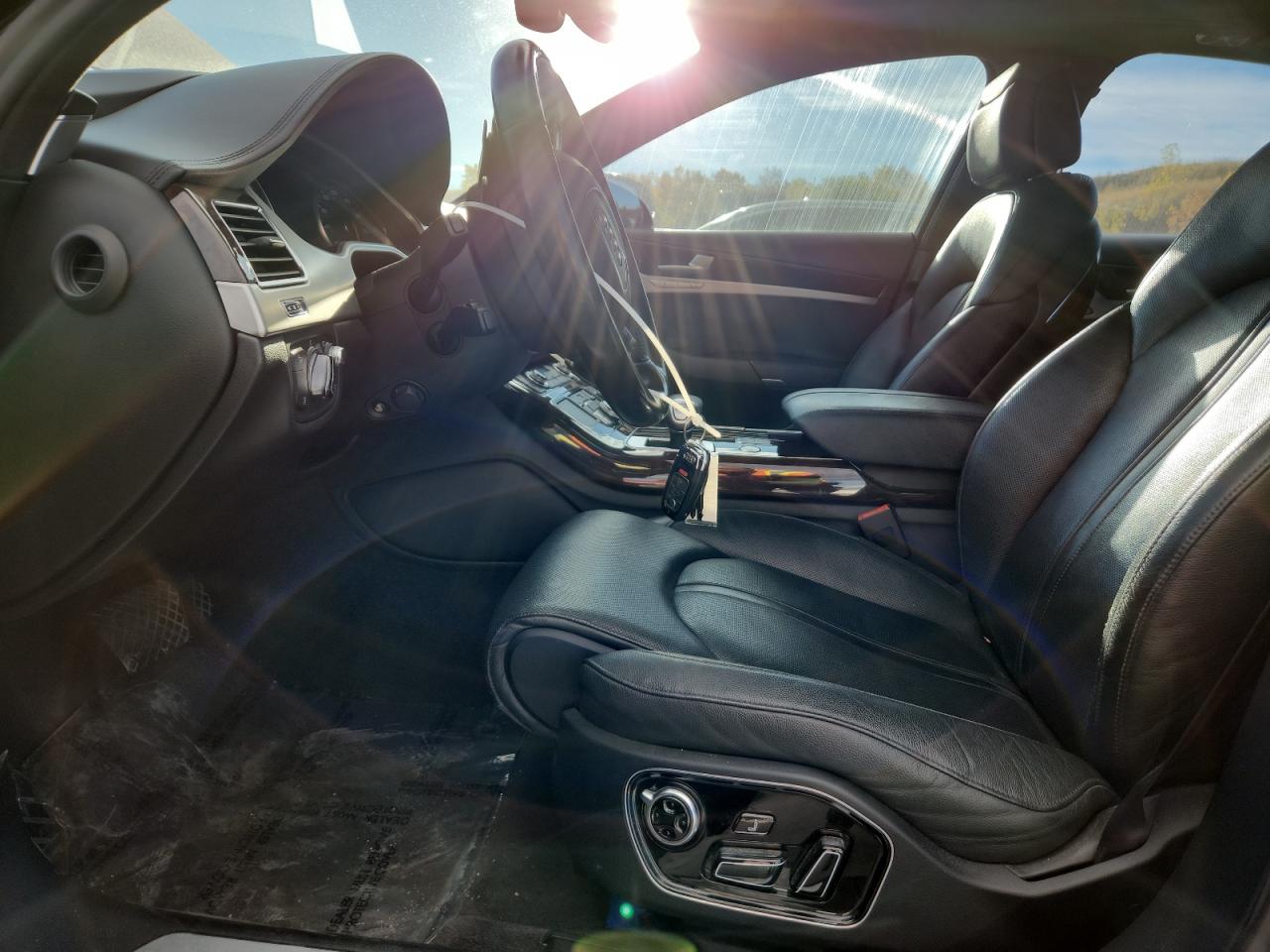 2015 Audi A8 Quattro VIN: WAUJGAFDXFN030468 Lot: 86258435