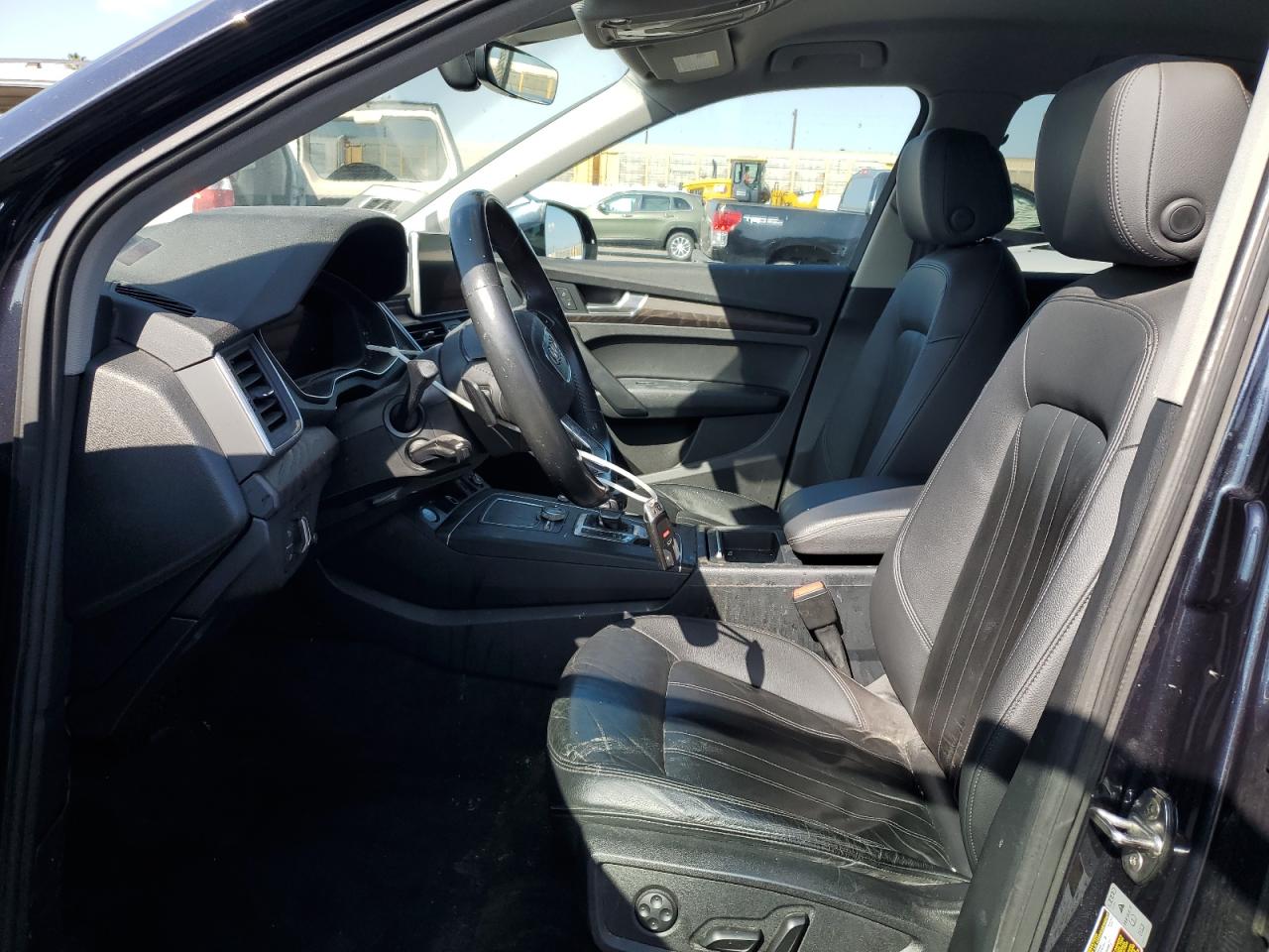 2018 Audi Q5 Premium VIN: WA1ANAFY0J2200496 Lot: 82660925