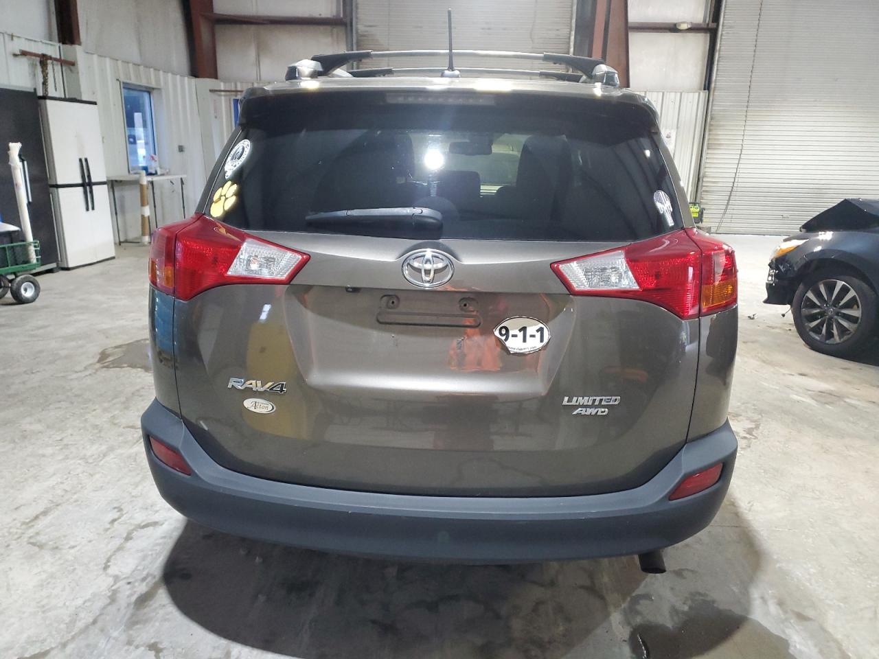 2015 Toyota Rav4 Limited VIN: 2T3DFREV2FW300667 Lot: 82396345