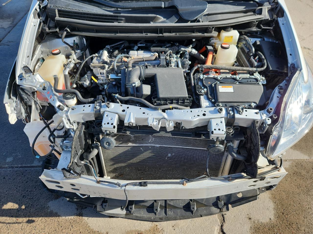 2015 Toyota Prius VIN: JTDKN3DU1F0460222 Lot: 84303185