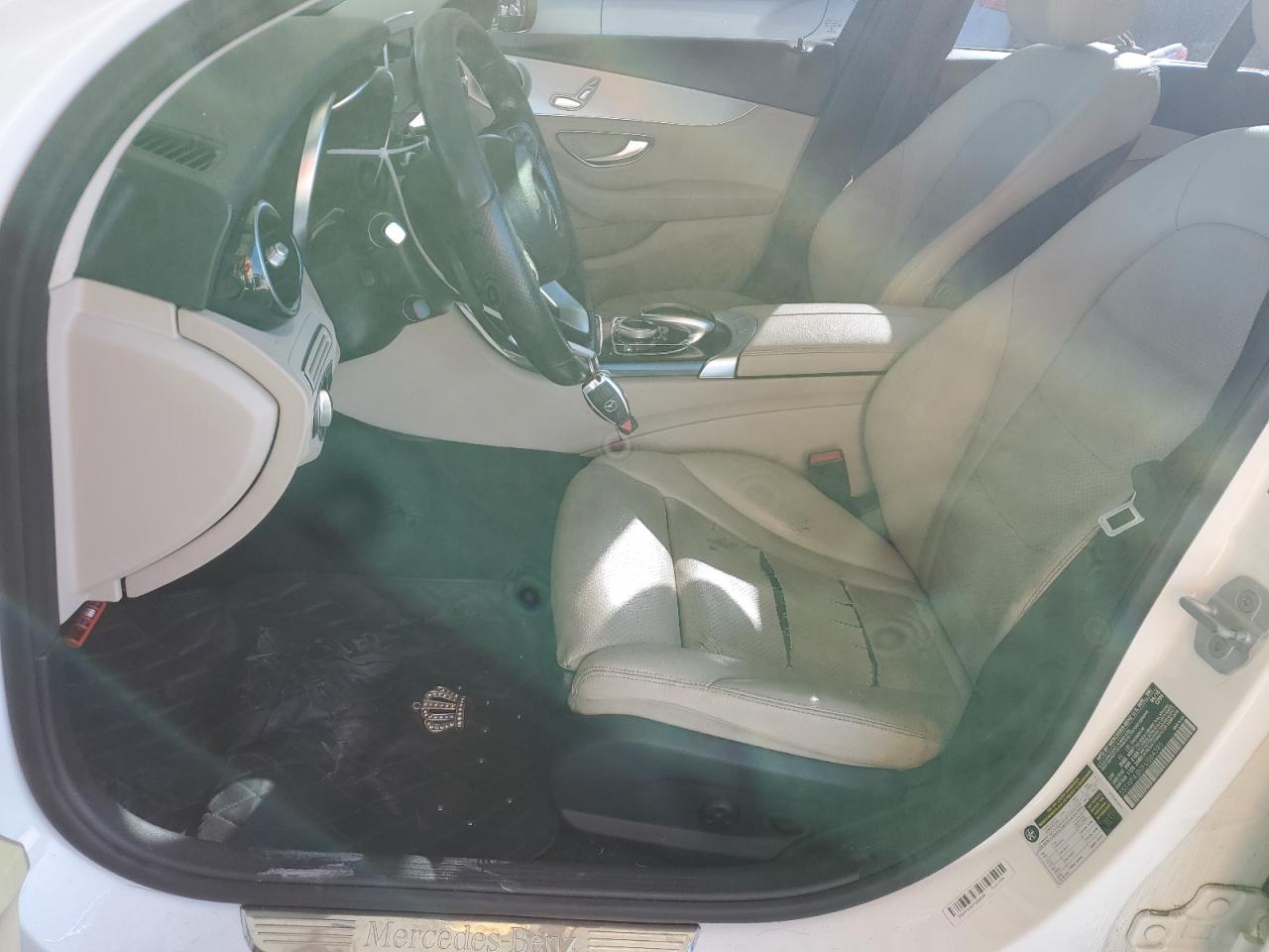 2015 Mercedes-Benz C 300 VIN: 55SWF4JB0FU064385 Lot: 86443735