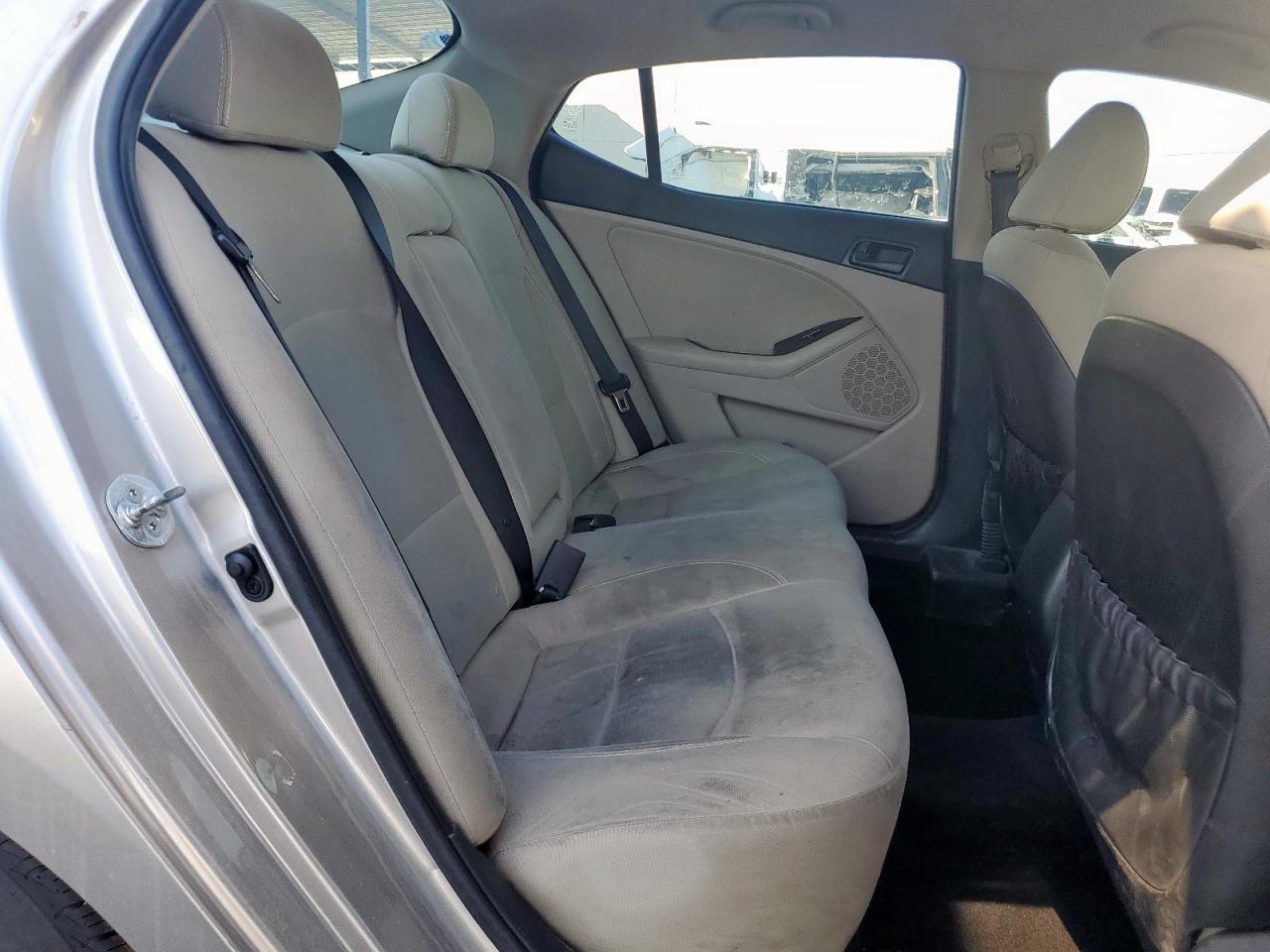 2015 Kia Optima Lx VIN: 5XXGM4A71FG471426 Lot: 81960975